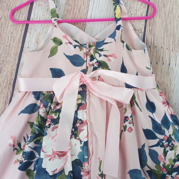 Girls Floral Dresses - Picture 4 of 7